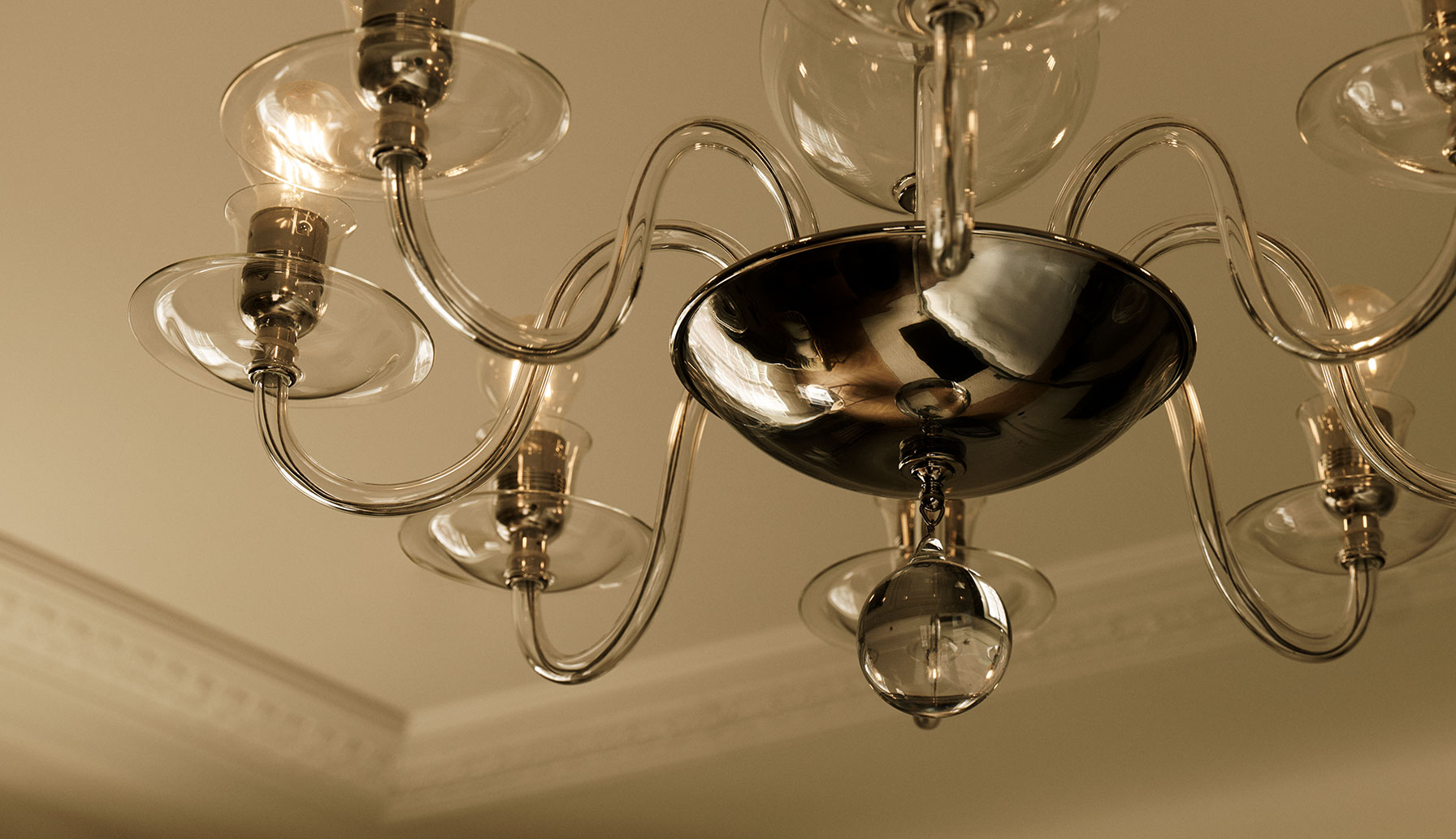 8-arm Musseline chandelier at Stockholm's Ett Hem Hotel
